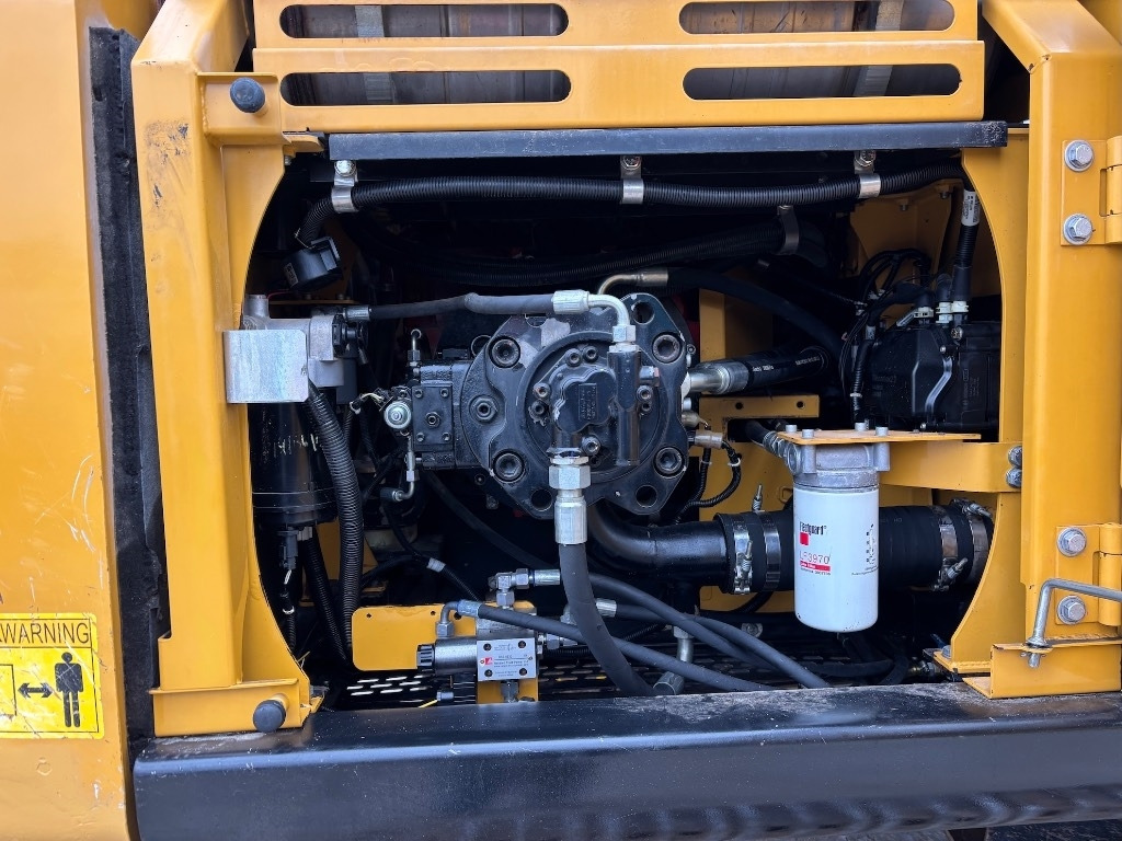 حفارات زحافة Sany SY 215 C - SY 215 LC - 215LC EU Model with CE: صور 21 حفارات زحافة Sany SY 215 C - SY 215 LC - 215LC EU Model with CE: صور 21