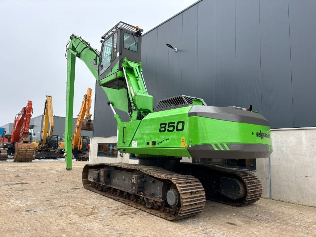 Sennebogen 850R HD -- 850 -- NEW CAT C9 engine - حفارة النقل والشحن: صور 4 Sennebogen 850R HD -- 850 -- NEW CAT C9 engine - حفارة النقل والشحن: صور 4