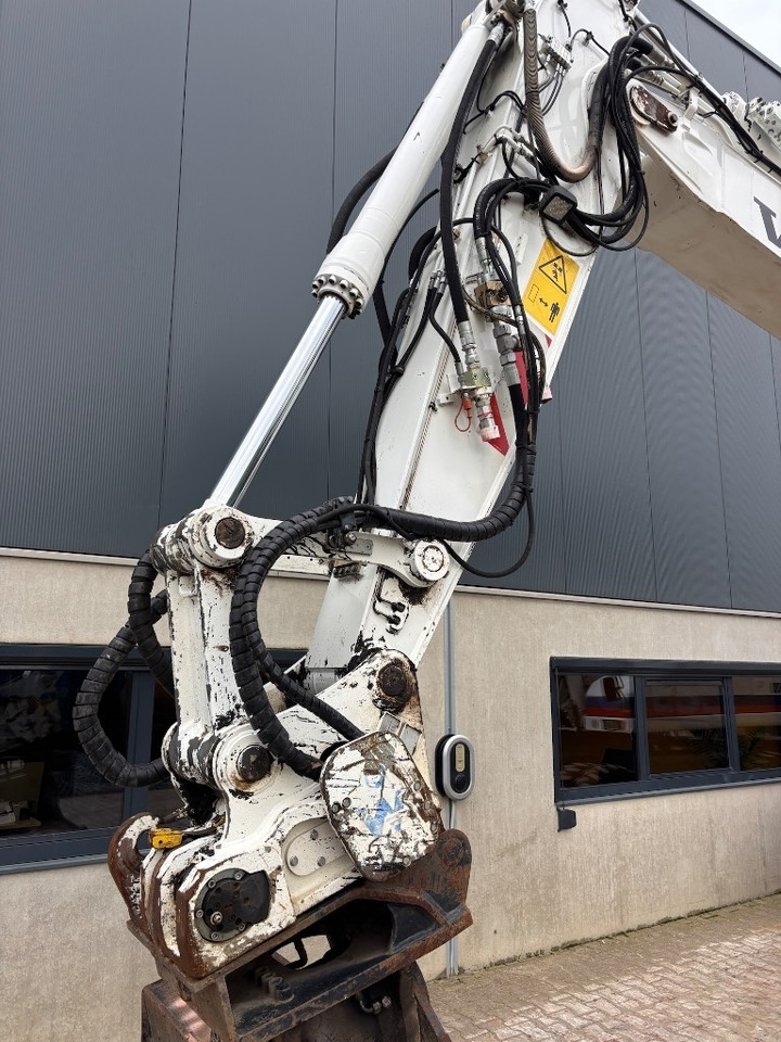 حفارة على عجلات Volvo EW 210 D - EW210 - EW210D - EW 180 - EW 240: صور 39