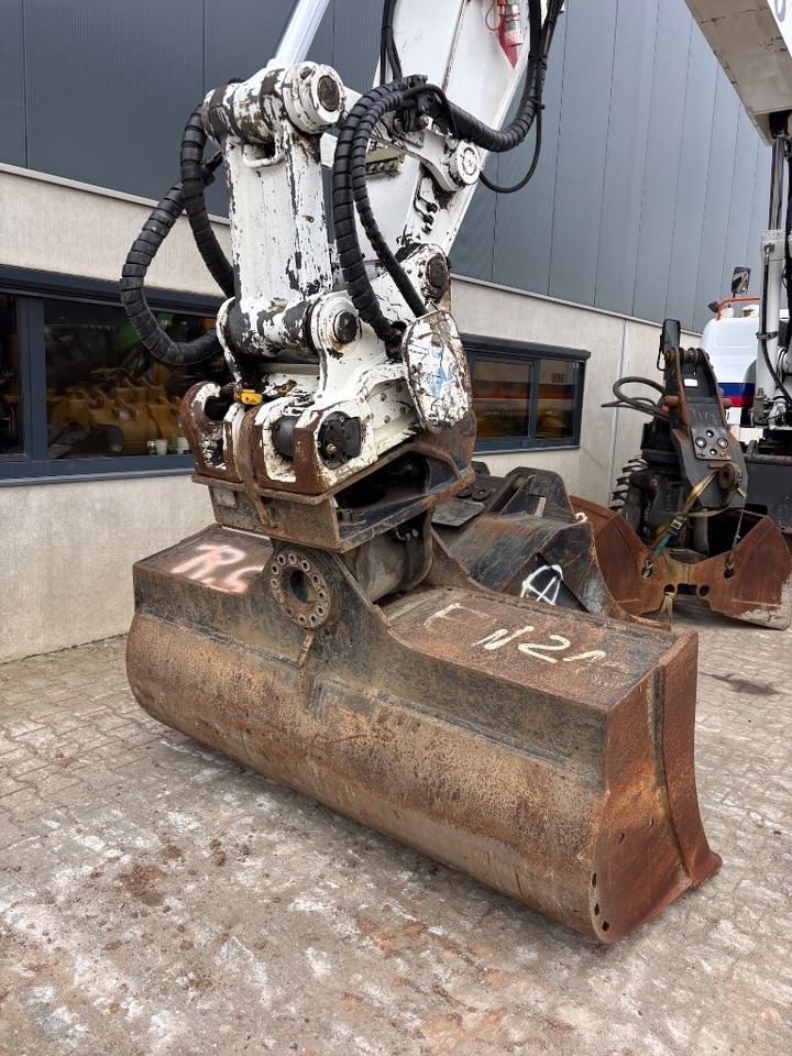 حفارة على عجلات Volvo EW 210 D - EW210 - EW210D - EW 180 - EW 240: صور 15