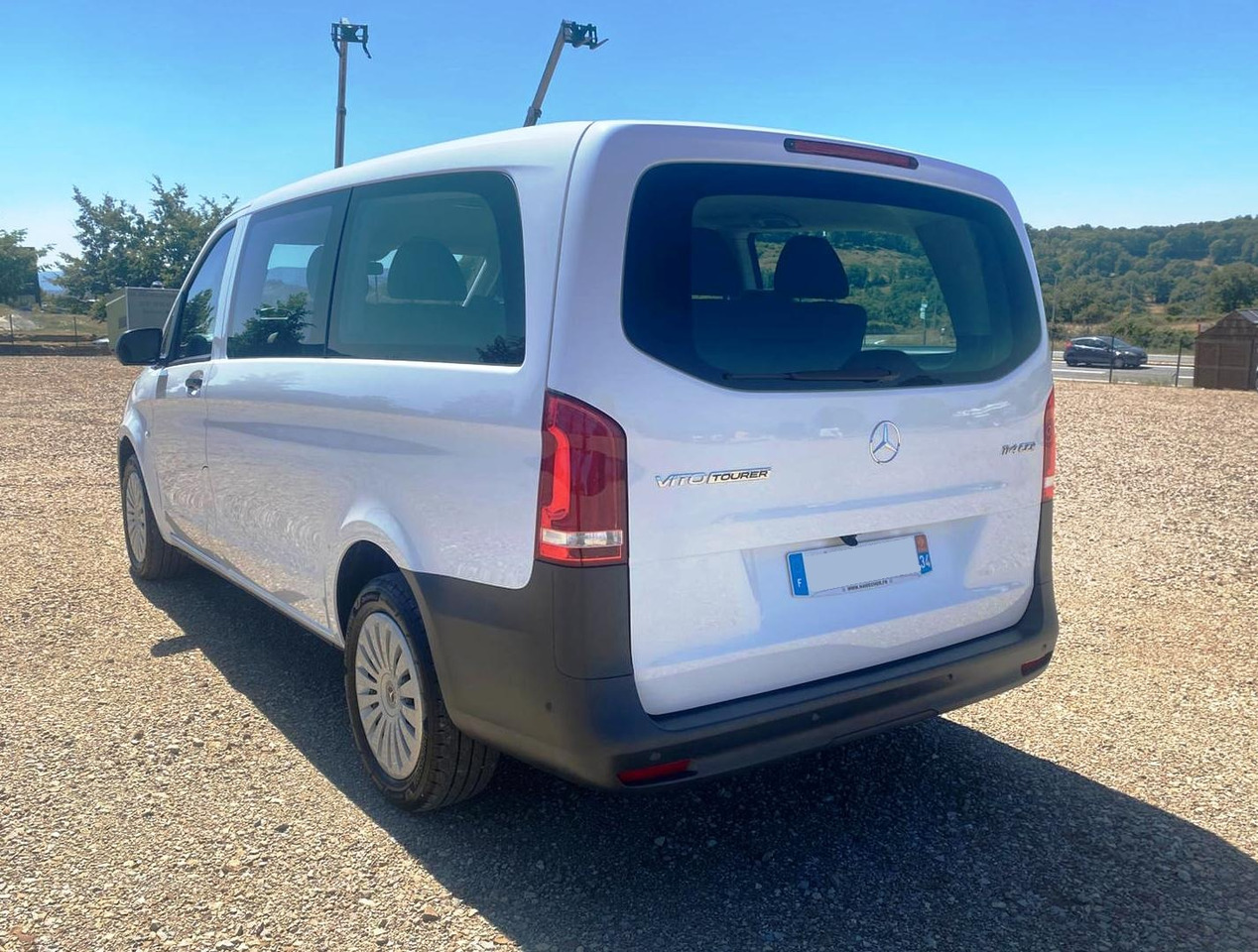 MERCEDES-BENZ Vito Tourer 114 CDI 136 Long Pro 9G-Tronic 8 Places - ميكروباص: صور 3 MERCEDES-BENZ Vito Tourer 114 CDI 136 Long Pro 9G-Tronic 8 Places - ميكروباص: صور 3