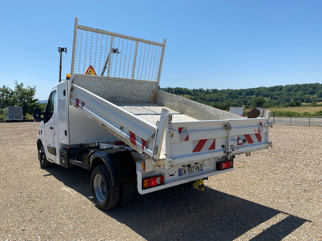 RENAULT Master III 2.3 DCI 165 ENERGY GRAND CONFORT BENNE+COFFRE - قلاب صغير: صور 4 RENAULT Master III 2.3 DCI 165 ENERGY GRAND CONFORT BENNE+COFFRE - قلاب صغير: صور 4