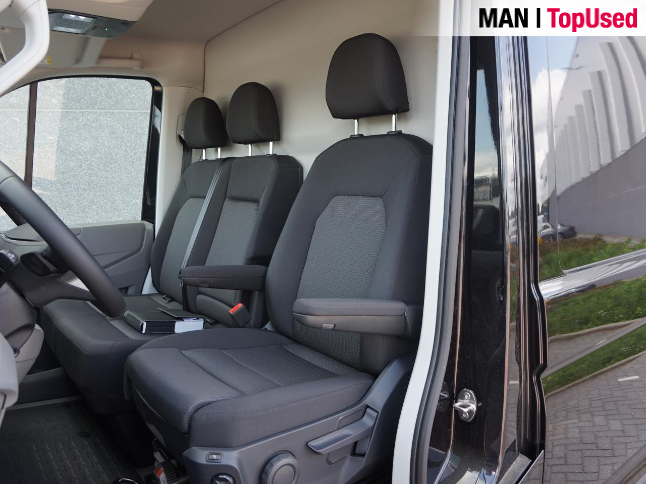 MAN TGE 3.140 4X2F SB / Aut / Facelift / Geen BPM / Na - فان: صور 3 MAN TGE 3.140 4X2F SB / Aut / Facelift / Geen BPM / Na - فان: صور 3