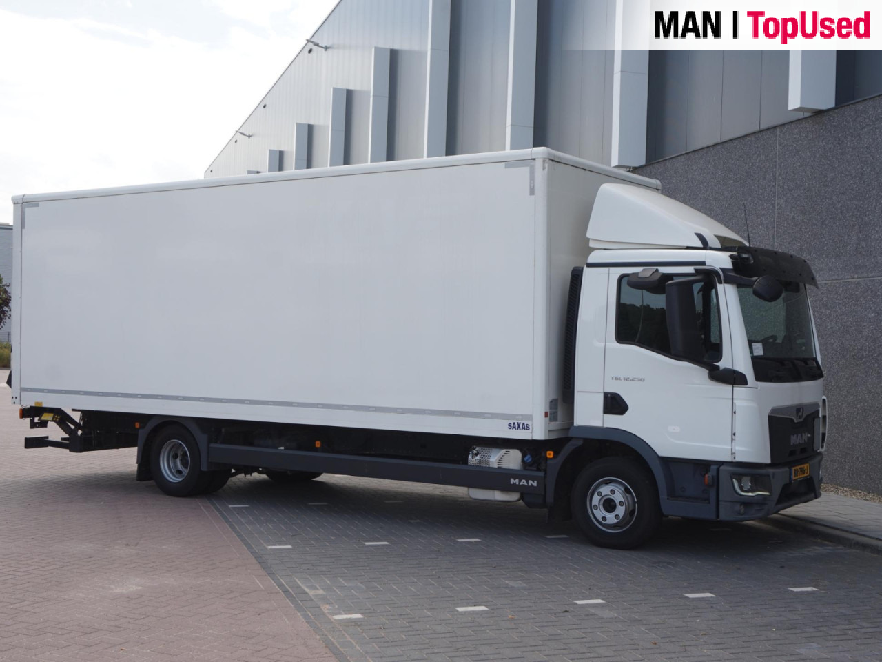 شاحنات مسطحة MAN TGL 12.250 4x2 BL CH: صور 13