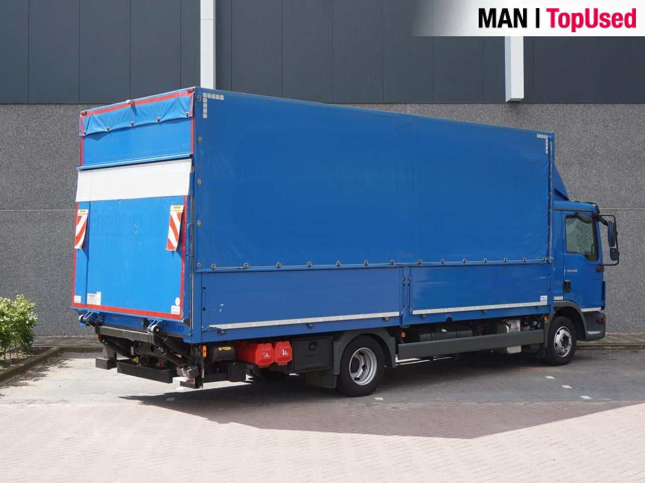MAN TGL 8.190 4X2 BL - شاحنات مسطحة: صور 2 MAN TGL 8.190 4X2 BL - شاحنات مسطحة: صور 2