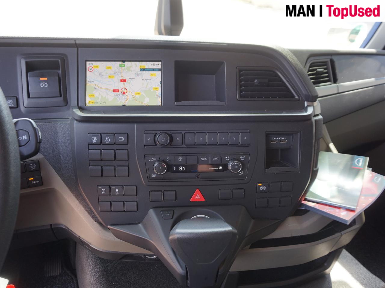 MAN TGM 18.250 4x2 BL CH - شاحنات مسطحة: صور 5 MAN TGM 18.250 4x2 BL CH - شاحنات مسطحة: صور 5