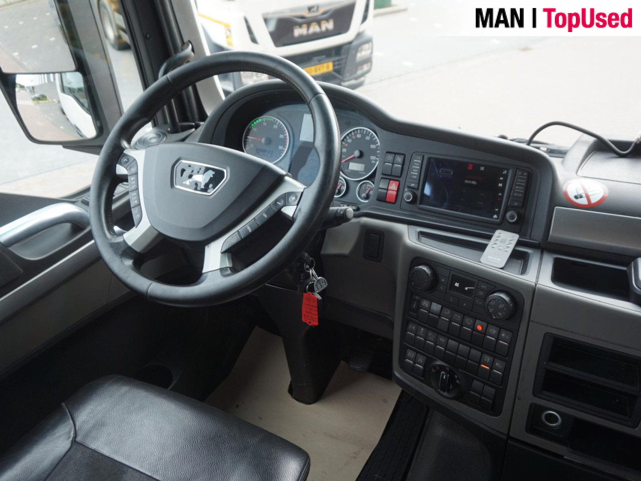 MAN TGX 26.510 6X2-4 LL / BDF / Lift-Axle / Euro 6 - شاحنات الحاويات/ جسم علوي قابل للتغيير شاحنة: صور 5 MAN TGX 26.510 6X2-4 LL / BDF / Lift-Axle / Euro 6 - شاحنات الحاويات/ جسم علوي قابل للتغيير شاحنة: صور 5