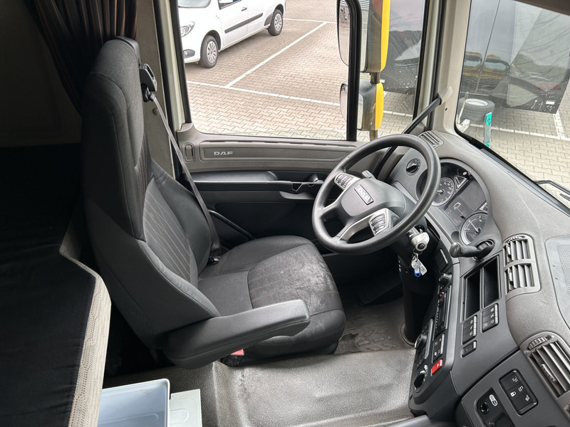 DAF CF 410 FT Space Cab / 915 dkm / New Tacho V2 / APK TUV 03-26 - شاحنة جرار: صور 3 DAF CF 410 FT Space Cab / 915 dkm / New Tacho V2 / APK TUV 03-26 - شاحنة جرار: صور 3