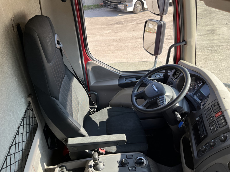 DAF LF 210 FA / 12 Ton / 419 dkm / Koffer / LBW 1500 kg / NL LKW - بصندوق مغلق شاحنة: صور 3 DAF LF 210 FA / 12 Ton / 419 dkm / Koffer / LBW 1500 kg / NL LKW - بصندوق مغلق شاحنة: صور 3