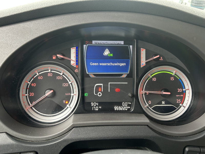 DAF XF 440 FT Space Cab / 959 dkm / 2 Tanks / Stand Klima / APK TUV 02-26 - شاحنة جرار: صور 4 DAF XF 440 FT Space Cab / 959 dkm / 2 Tanks / Stand Klima / APK TUV 02-26 - شاحنة جرار: صور 4