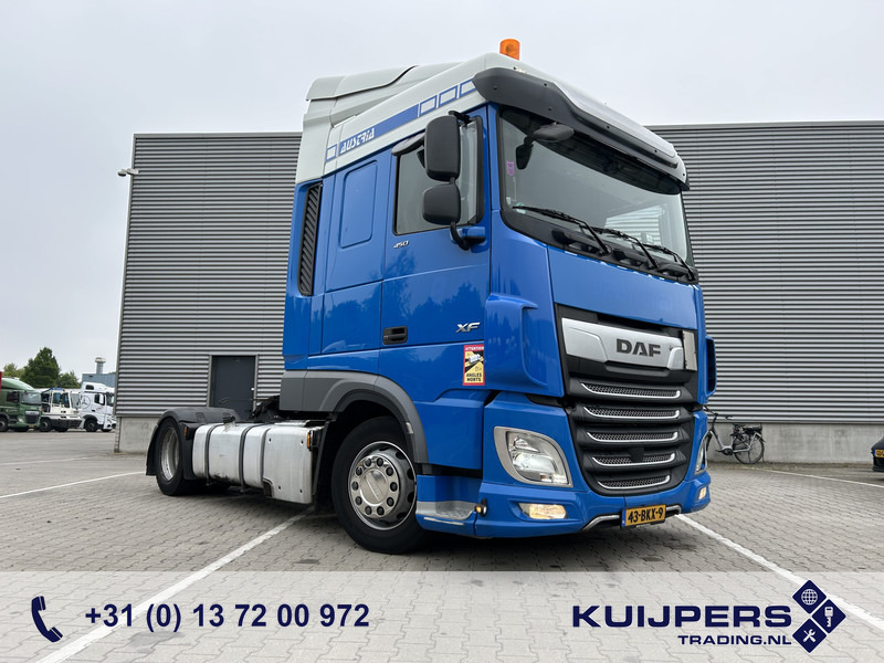 DAF XF 450 FT SC / Mega - Lowdeck / 681 dkm / 2 Tanks / Tacho V2 / Stand Airco - شاحنة جرار: صور 1 DAF XF 450 FT SC / Mega - Lowdeck / 681 dkm / 2 Tanks / Tacho V2 / Stand Airco - شاحنة جرار: صور 1