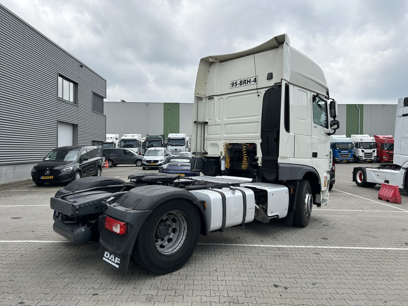 DAF XF 450 FT SSC / 2 Tanks / Stand Airco / APK TUV 03-26 - شاحنة جرار: صور 2 DAF XF 450 FT SSC / 2 Tanks / Stand Airco / APK TUV 03-26 - شاحنة جرار: صور 2