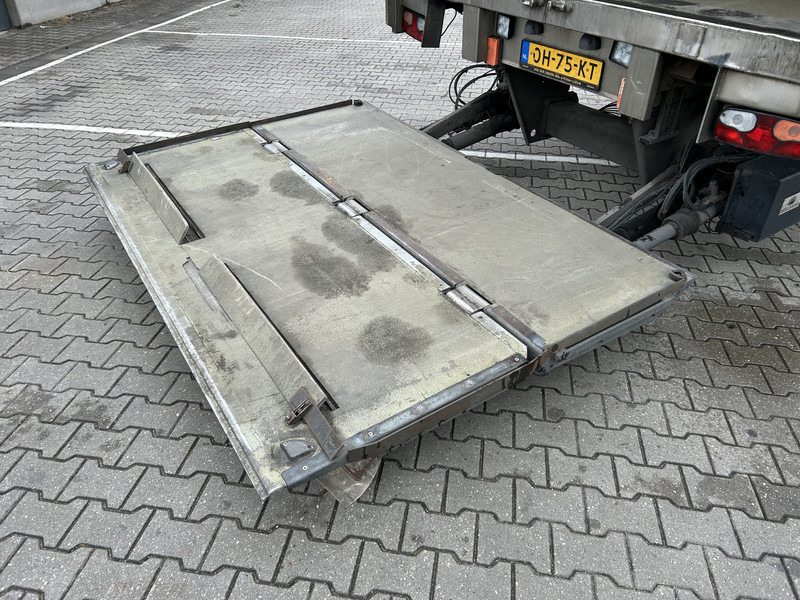 H.T.F. HZO 39 / Carrier Vector 1800 Frigo / Flowers / Loadlift 2500 kg / NL Trailer - مبردة نصف مقطورة: صور 5 H.T.F. HZO 39 / Carrier Vector 1800 Frigo / Flowers / Loadlift 2500 kg / NL Trailer - مبردة نصف مقطورة: صور 5