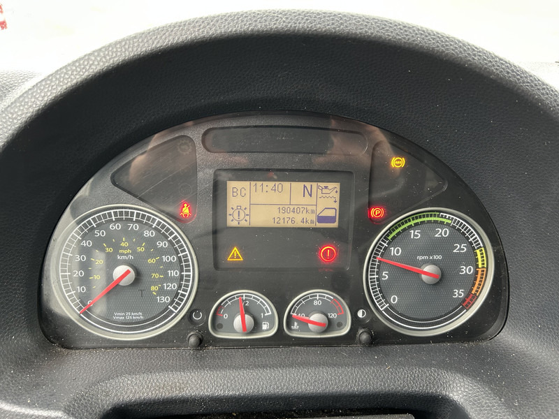 Iveco EuroCargo 180 / Motor Problem / Blad - Blad / Manual / Box / Loadlift - بصندوق مغلق شاحنة: صور 4 Iveco EuroCargo 180 / Motor Problem / Blad - Blad / Manual / Box / Loadlift - بصندوق مغلق شاحنة: صور 4