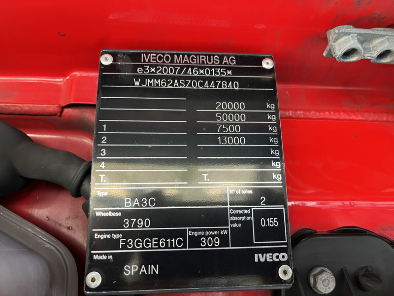 شاحنة جرار Iveco S-Way AT 420 / Full LED / 569 dkm / 2 Tanks / 2 Fridge / APK TUV 03-26: صور 16