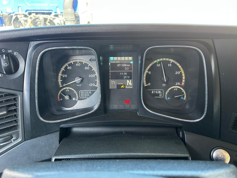 Mercedes-Benz Actros 1842 Streamspace / 871 dkm / 2 Tanks / NL Truck - شاحنة جرار: صور 4 Mercedes-Benz Actros 1842 Streamspace / 871 dkm / 2 Tanks / NL Truck - شاحنة جرار: صور 4