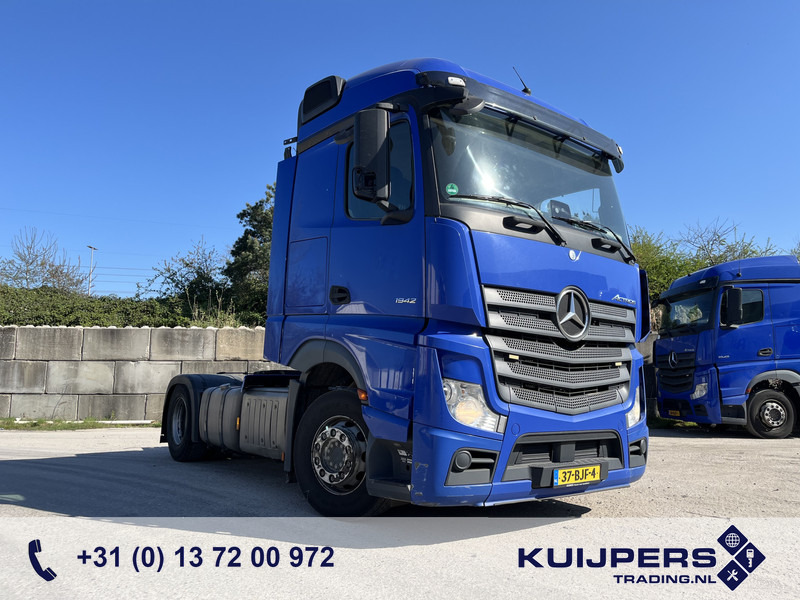 Mercedes-Benz Actros 1842 Streamspace / 937 dkm / 2 Tanks / NL Truck - شاحنة جرار: صور 1 Mercedes-Benz Actros 1842 Streamspace / 937 dkm / 2 Tanks / NL Truck - شاحنة جرار: صور 1