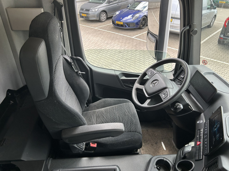 Mercedes-Benz Actros 2124 / Carrier Supra 850 -30 gr / Koeler / Laadklep / APK 03-26 - مبردة شاحنة: صور 3 Mercedes-Benz Actros 2124 / Carrier Supra 850 -30 gr / Koeler / Laadklep / APK 03-26 - مبردة شاحنة: صور 3