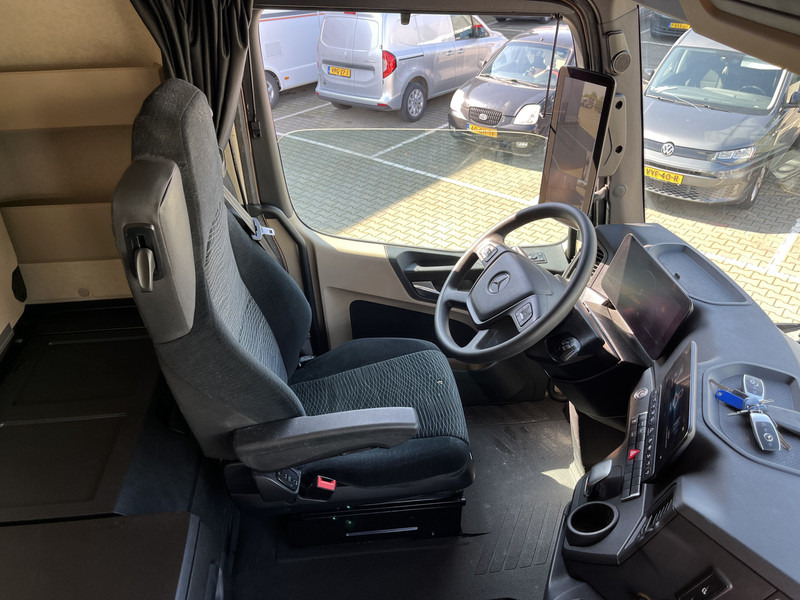 Mercedes-Benz Actros 2645 Bigspace / 341 dkm / 6x2 / Mirror Cam / APK 05-25 - شاحنة جرار: صور 3 Mercedes-Benz Actros 2645 Bigspace / 341 dkm / 6x2 / Mirror Cam / APK 05-25 - شاحنة جرار: صور 3