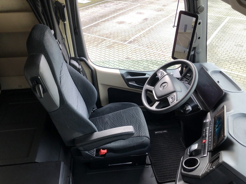 Mercedes-Benz Actros 2645 Bigspace / 6x2 / Mirror Cam / 371dkm / NL Truck - شاحنة جرار: صور 3 Mercedes-Benz Actros 2645 Bigspace / 6x2 / Mirror Cam / 371dkm / NL Truck - شاحنة جرار: صور 3
