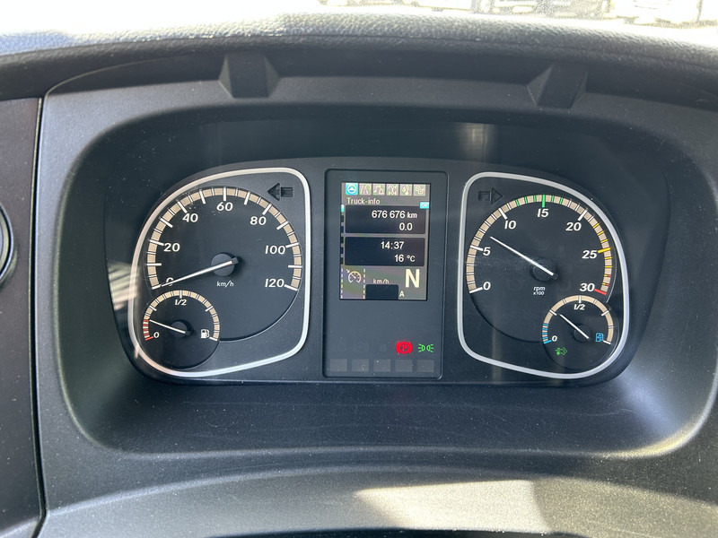 Mercedes-Benz Atego 818 / 8 Ton / 676 dkm / Box / Laadklep / APK TUV 03-26 - بصندوق مغلق شاحنة: صور 4 Mercedes-Benz Atego 818 / 8 Ton / 676 dkm / Box / Laadklep / APK TUV 03-26 - بصندوق مغلق شاحنة: صور 4