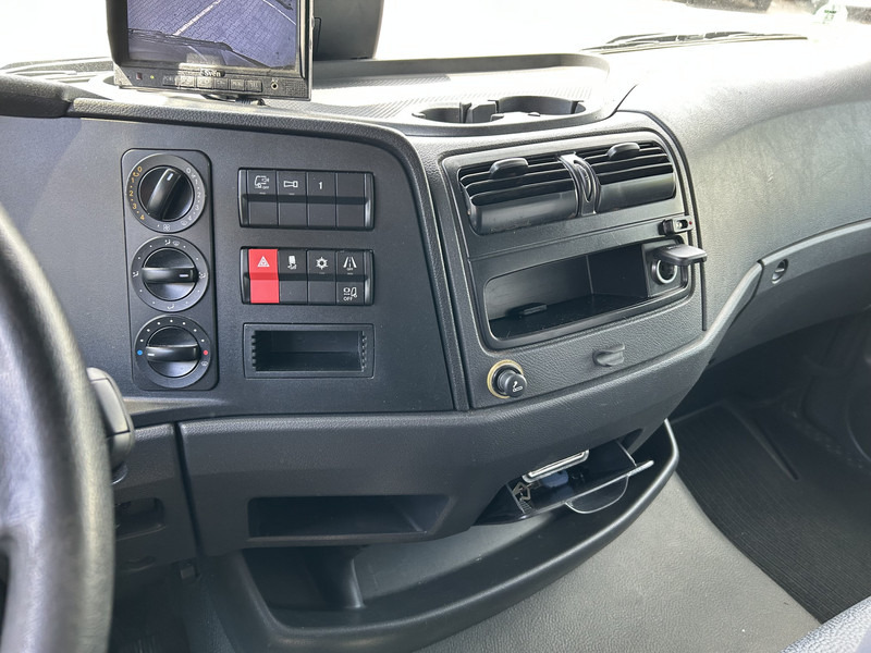 Mercedes-Benz Atego 818 / 8 Ton / 676 dkm / Box / Laadklep / APK TUV 03-26 - بصندوق مغلق شاحنة: صور 5 Mercedes-Benz Atego 818 / 8 Ton / 676 dkm / Box / Laadklep / APK TUV 03-26 - بصندوق مغلق شاحنة: صور 5