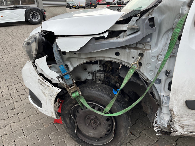 فان المدمجة Mercedes-Benz Citan 109 CDI / Extra Lang / UNFALL / DAMAGE: صور 8