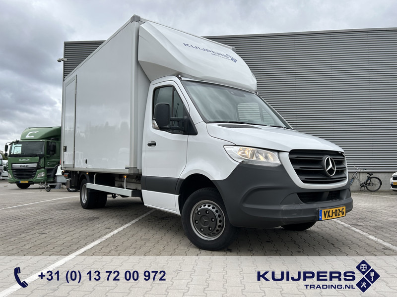 Mercedes-Benz Sprinter 515 1.9 CDI / 126 dkm / Box 4.4 mtr / Laadklep / APK 07-26 - الشاحنات الصغيرة صندوق مغلق: صور 1 Mercedes-Benz Sprinter 515 1.9 CDI / 126 dkm / Box 4.4 mtr / Laadklep / APK 07-26 - الشاحنات الصغيرة صندوق مغلق: صور 1