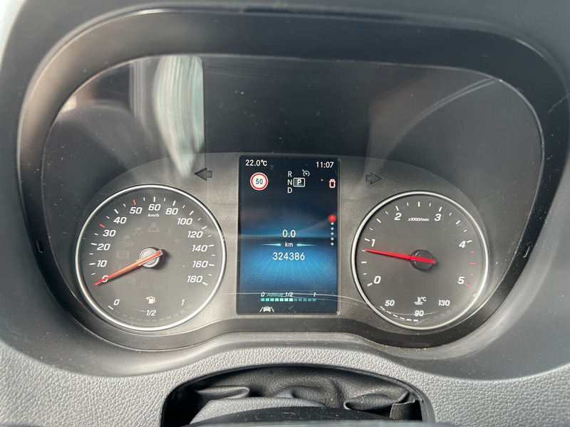 Mercedes-Benz Sprinter 515 1.9 CDI / Chassis Cabine / WB 433 cm / 324 dkm / APK TUV 03-26 - الشاحنات الصغيرة: صور 4 Mercedes-Benz Sprinter 515 1.9 CDI / Chassis Cabine / WB 433 cm / 324 dkm / APK TUV 03-26 - الشاحنات الصغيرة: صور 4