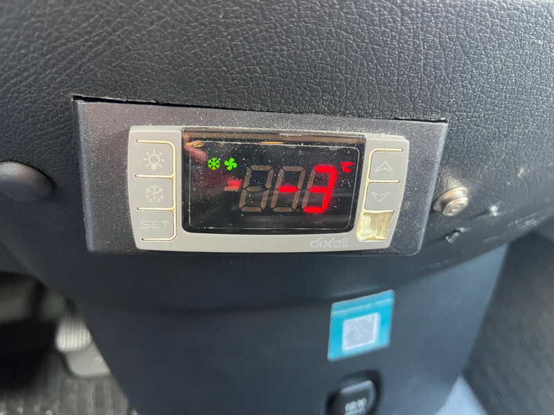 Mercedes-Benz Vito 114 CDI / L2H1 / Frigo / Gekoelde laadbak / APK-TUV 05-26 - الشاحنات الصغيرة المبردة: صور 5 Mercedes-Benz Vito 114 CDI / L2H1 / Frigo / Gekoelde laadbak / APK-TUV 05-26 - الشاحنات الصغيرة المبردة: صور 5