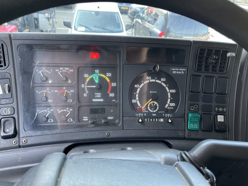 Scania R 144G V8 460 6x2 Boogie / 874 dkm / Blad - Blad / Hook Lift / NL Truck - شاحنة ذات الخطاف: صور 4 Scania R 144G V8 460 6x2 Boogie / 874 dkm / Blad - Blad / Hook Lift / NL Truck - شاحنة ذات الخطاف: صور 4