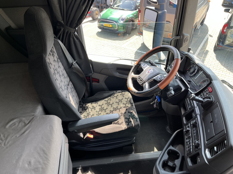 Scania R 410 Highline / Retarder / New Tacho / 2 Tanks / Stand Airco / APK 04-26 - شاحنة جرار: صور 3 Scania R 410 Highline / Retarder / New Tacho / 2 Tanks / Stand Airco / APK 04-26 - شاحنة جرار: صور 3