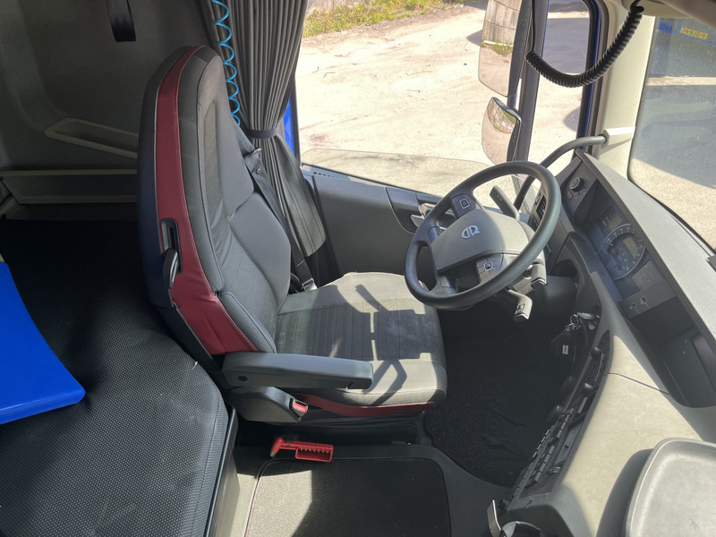 Volvo FH 420 Globetrotter / 785 dkm / 2 Tanks / VEB+ / NL Truck - شاحنة جرار: صور 3 Volvo FH 420 Globetrotter / 785 dkm / 2 Tanks / VEB+ / NL Truck - شاحنة جرار: صور 3