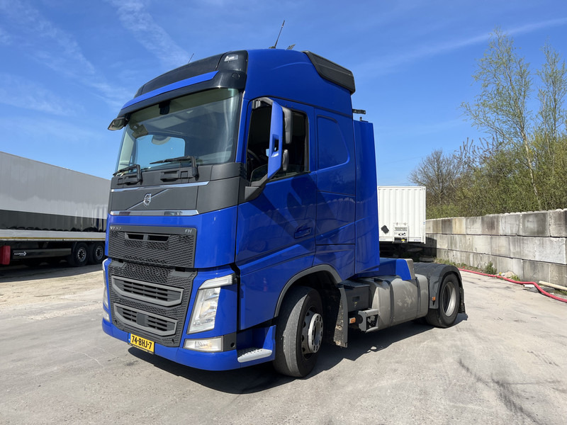 شاحنة جرار Volvo FH 420 Globetrotter / 921 dkm / 2 Tanks / VEB+ / APK TUV 05-25: صور 19