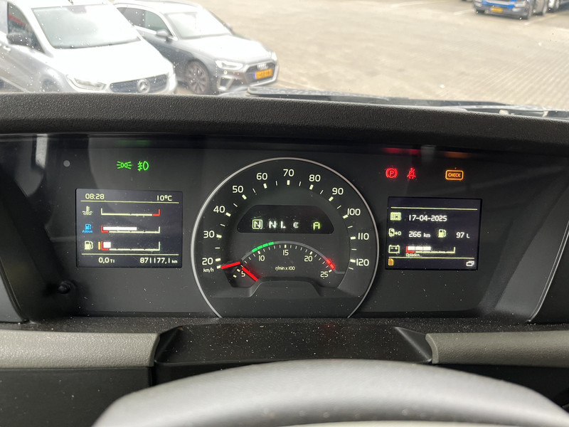 Volvo FH 420 Globetrotter / Dynamic Steering / New Tacho V2 / VEB+ / Stand Klima - شاحنة جرار: صور 4 Volvo FH 420 Globetrotter / Dynamic Steering / New Tacho V2 / VEB+ / Stand Klima - شاحنة جرار: صور 4