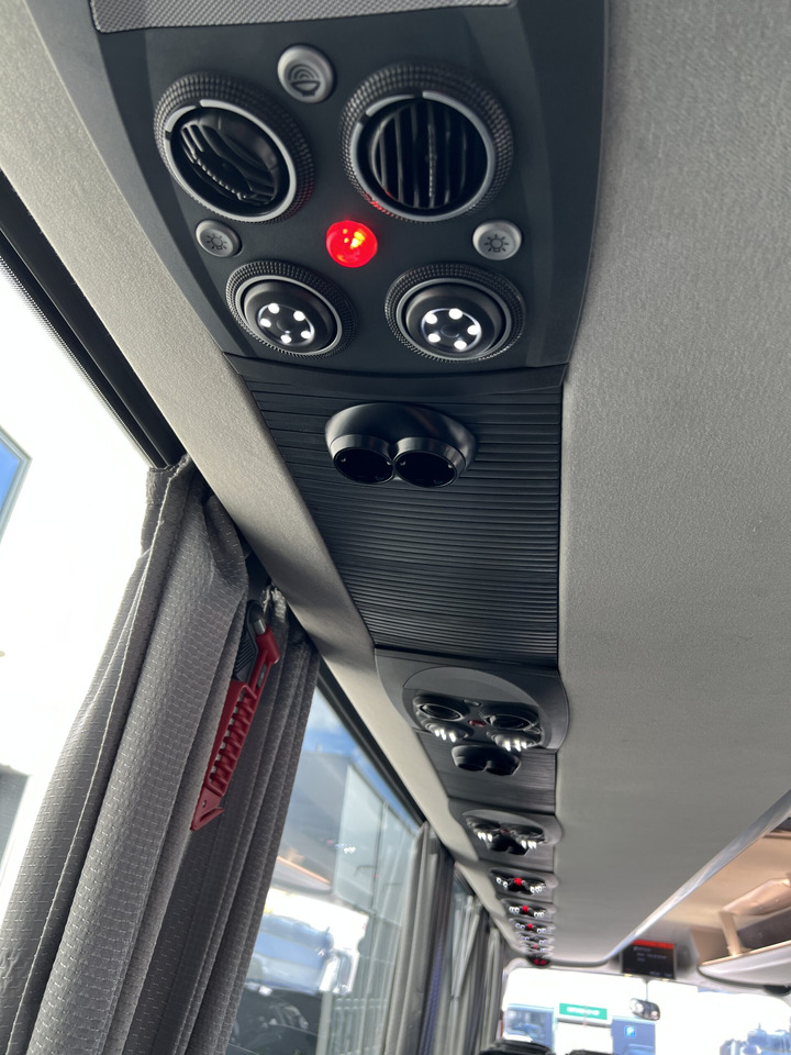 سياحية حافلة MAN Lions Coach L R08 Euro 6c: صور 21 سياحية حافلة MAN Lions Coach L R08 Euro 6c: صور 21