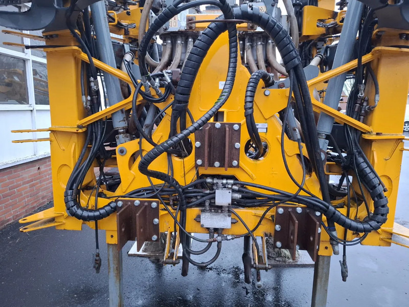 Bouwlandbemester HT8250 - نثر السماد: صور 3 Bouwlandbemester HT8250 - نثر السماد: صور 3