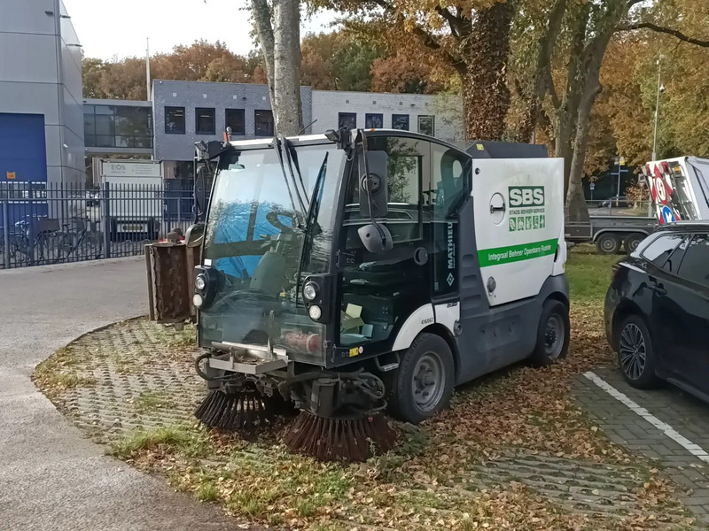 Mathieu MC210 Azura MC210 - سياره كنس شوارع: صور 2 Mathieu MC210 Azura MC210 - سياره كنس شوارع: صور 2