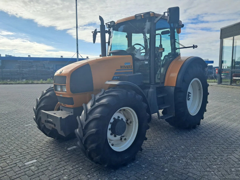 Renault ARES 640 RZ ARES 640 RZ - جرار: صور 3 Renault ARES 640 RZ ARES 640 RZ - جرار: صور 3