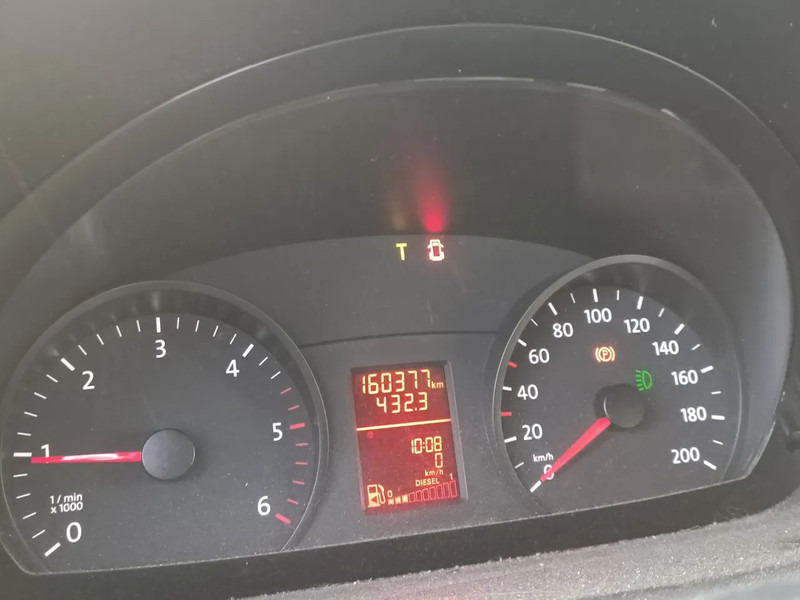 فان Volkswagen Crafter Crafter 2.0 TDI: صور 15 فان Volkswagen Crafter Crafter 2.0 TDI: صور 15