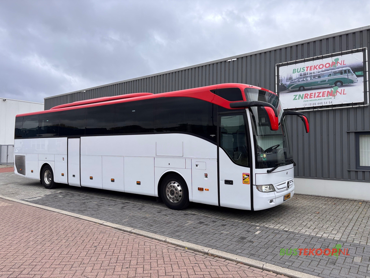 Mercedes TOURISMO RHD-M/2A - سياحية حافلة: صور 1 Mercedes TOURISMO RHD-M/2A - سياحية حافلة: صور 1