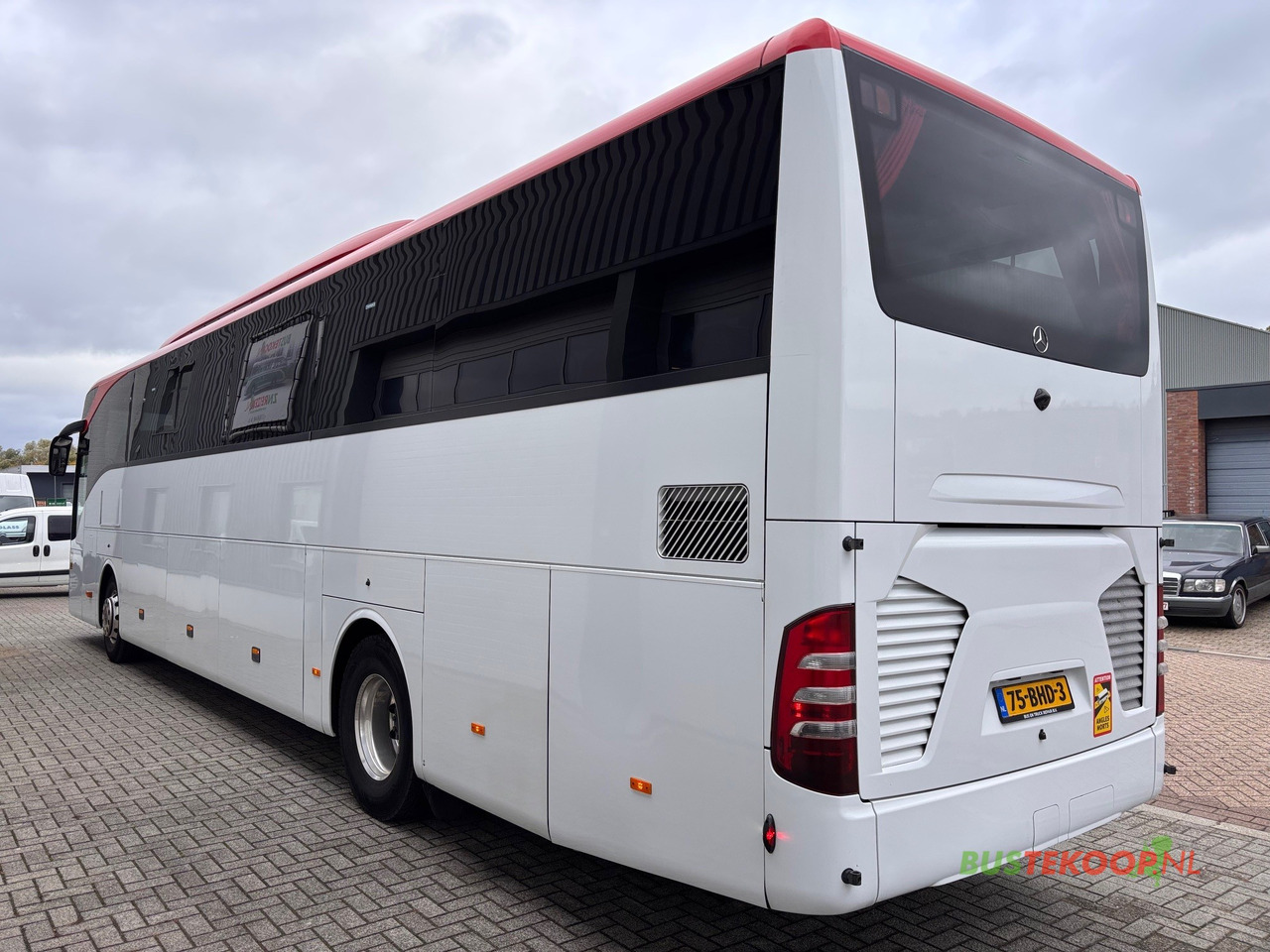 Mercedes TOURISMO RHD-M/2A - سياحية حافلة: صور 4 Mercedes TOURISMO RHD-M/2A - سياحية حافلة: صور 4