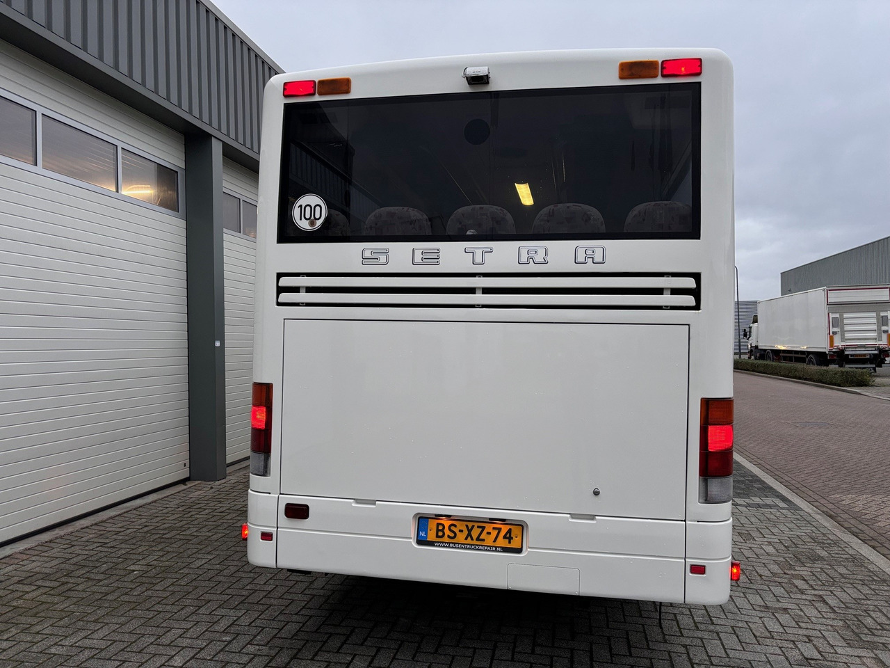 SETRA S317UL met 63 pl. en airconditioning S317GT - سياحية حافلة: صور 5 SETRA S317UL met 63 pl. en airconditioning S317GT - سياحية حافلة: صور 5
