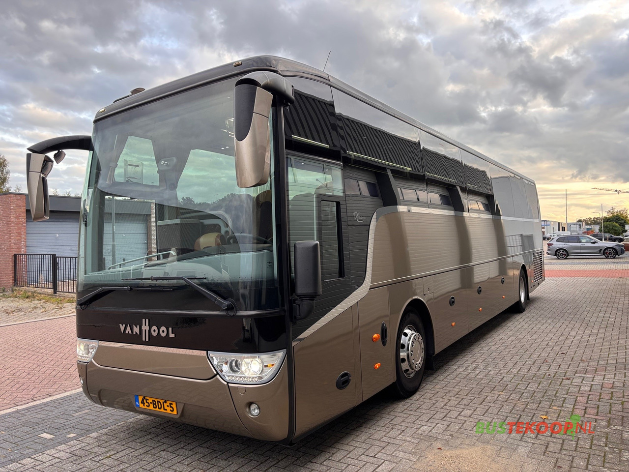 Vanhool TX16 Alicron, TOP CONDITION - سياحية حافلة: صور 3 Vanhool TX16 Alicron, TOP CONDITION - سياحية حافلة: صور 3