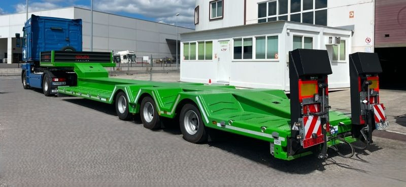 GVN Trailer 3 AXLE LOWBED WITH WHEEL RECESSES - عربة مسطحة منخفضة نصف مقطورة: صور 4 GVN Trailer 3 AXLE LOWBED WITH WHEEL RECESSES - عربة مسطحة منخفضة نصف مقطورة: صور 4