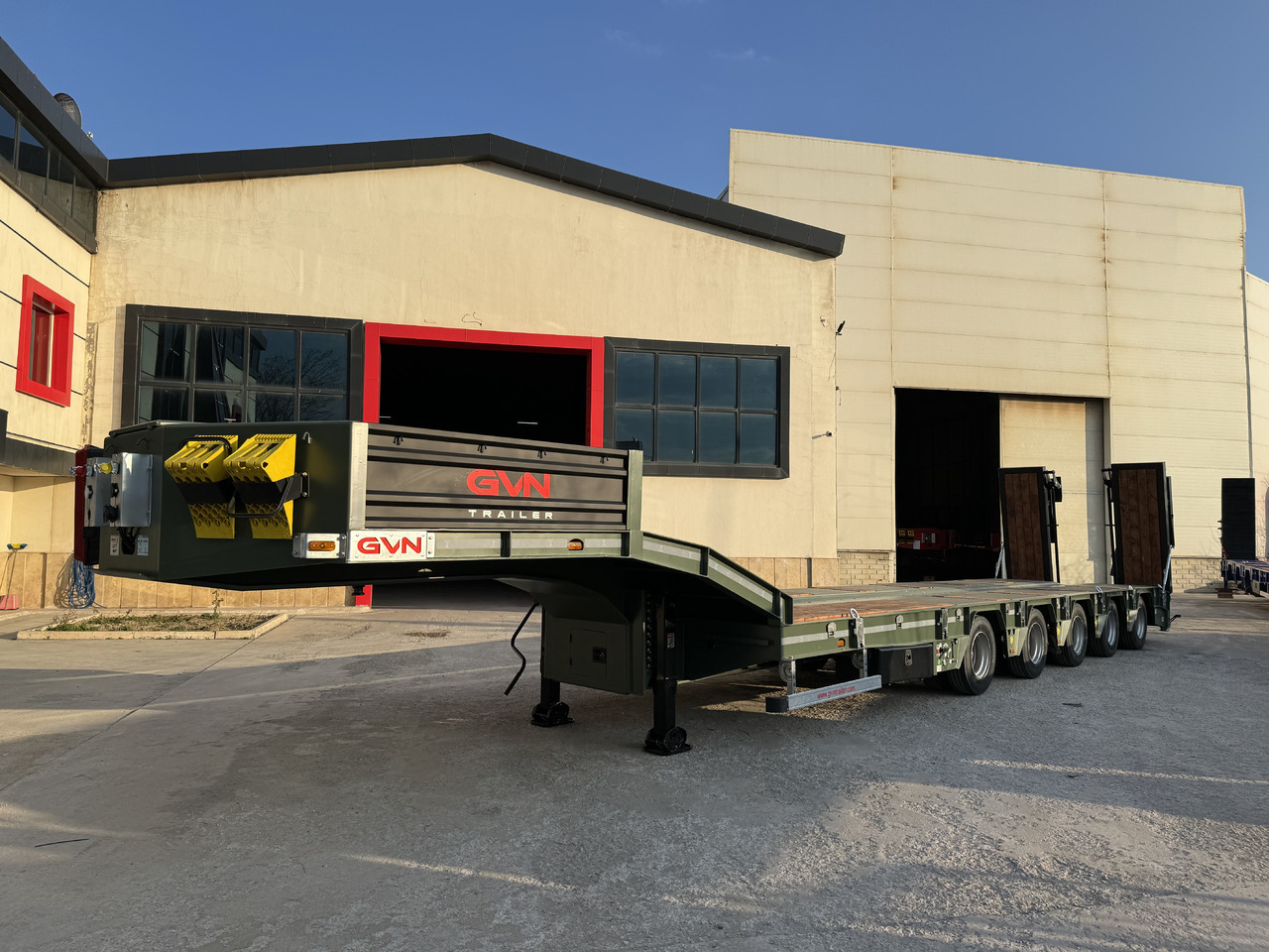 عربة مسطحة منخفضة نصف مقطورة جديد GVN Trailer 5 AXLE LOWBED: صور 11