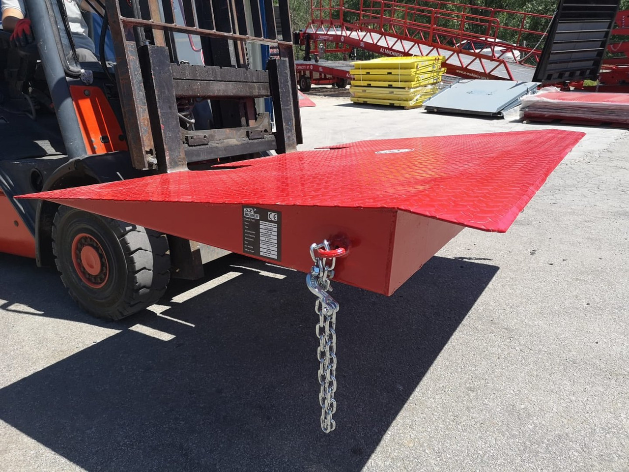 Compact Container access ramp . AZ RAMP - HCRN-06. 6 000 Kg - منحدر تحميل: صور 4 Compact Container access ramp . AZ RAMP - HCRN-06. 6 000 Kg - منحدر تحميل: صور 4