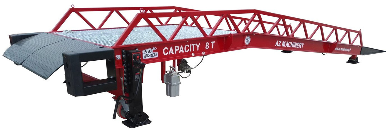 **RENTAL** Loading Ramp with with hydraulic tilting bridge - AZ RAMP - STAR- 8T. 8 ton capacity - منحدر تحميل: صور 1 **RENTAL** Loading Ramp with with hydraulic tilting bridge - AZ RAMP - STAR- 8T. 8 ton capacity - منحدر تحميل: صور 1
