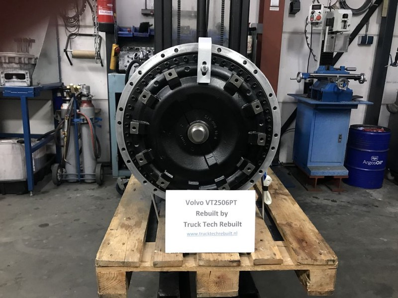 VT2506PT With or Without retarder / With or without second steering pump - علبة التروس: صور 1 VT2506PT With or Without retarder / With or without second steering pump - علبة التروس: صور 1