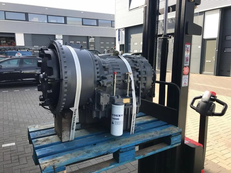 Volvo PT1860 22517, 22546 - علبة التروس و قطع الغيار - شاحنة مفصلية: صور 2 Volvo PT1860 22517, 22546 - علبة التروس و قطع الغيار - شاحنة مفصلية: صور 2